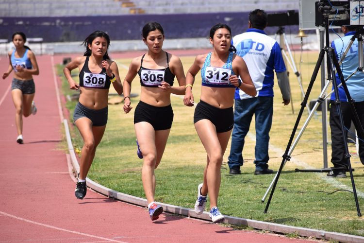 312 Karen Esmeralda Sánchez, 305 Zaira Moreno, 308 Paulina Ríos