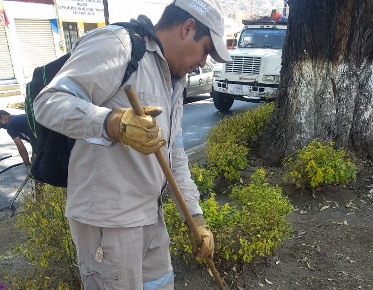 Continúan en Municipio de Tlaxcala con Limpieza en Parques y Jardines