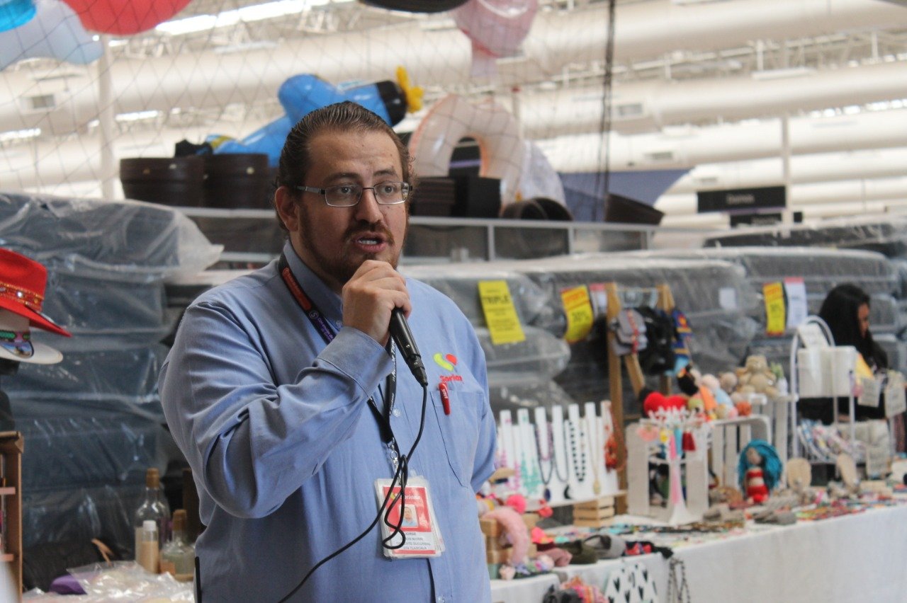 Inauguran segunda “Expo Arte y Tradición” en Soriana Híper 3