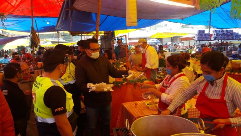 Implementan Operativo en Tianguis Sabatino