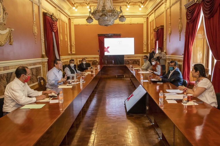 Revisa Marco Mena Avances de Créditos de Emergencia por Covid-19