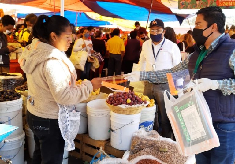 Evitan Instalación de Comerciantes no Esenciales en Tianguis Sabatino