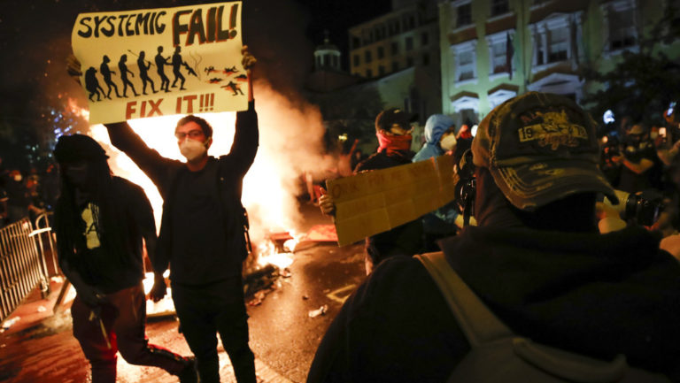 Sexto día de protestas en EE.UU. por muerte de afroamericano
