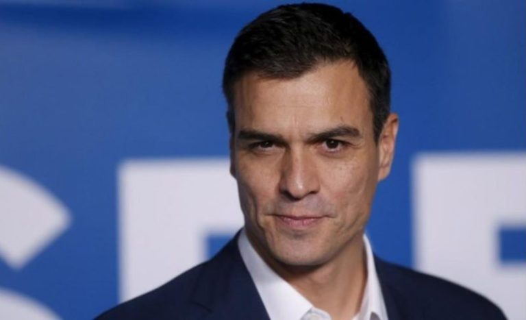 ¿Y Encima Darle las Gracias? / Álvaro Martínez (España)