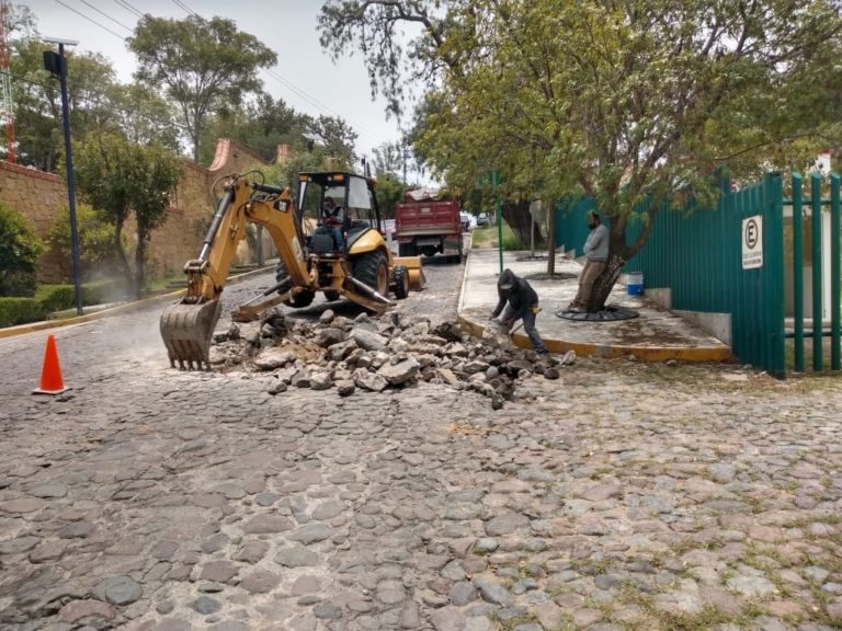 Comienzan Rehabilitación del Empedrado en Carretera Camino Real