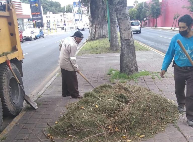 Refuerza Ayuntamiento de Tlaxcala, Limpieza de Alcantarillas
