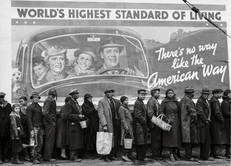 Margaret Bourke, la Indestructible Fotógrafa que no Aceptaba un No