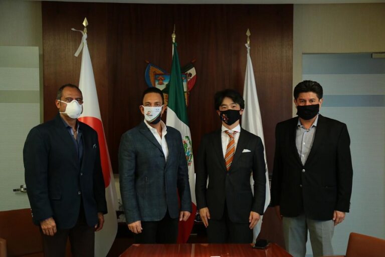 La Gente ya no va al Hospital, Prefiere Morir en su Casa: Dr. Alex Ortiz