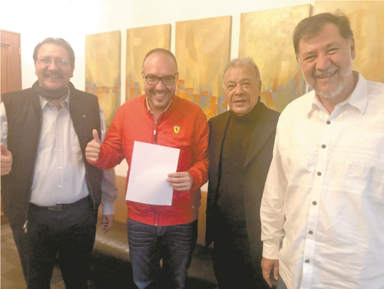 Alquimia con Porros /Francisco Garfias (Excélsior)