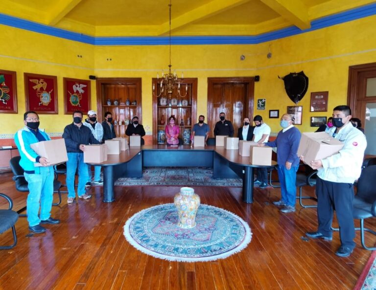 Reparte la SECTURE Despensas de Banorte a Meseros de Tlaxcala