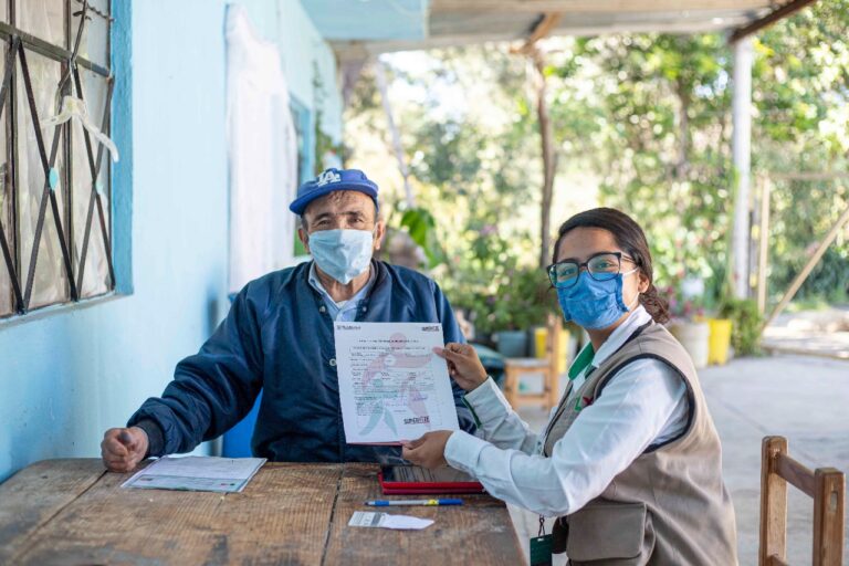 Realiza ‘Supérate’ Afiliación de Familias en Pobreza Extrema de Coaxomulco