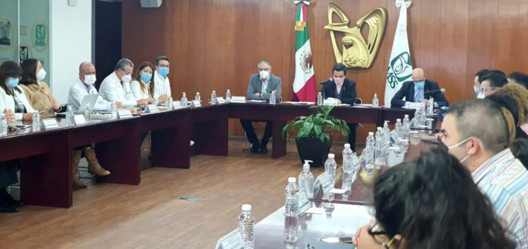 Presentó Robledo Proyecto OncoIMSS Para Niños con Cáncer