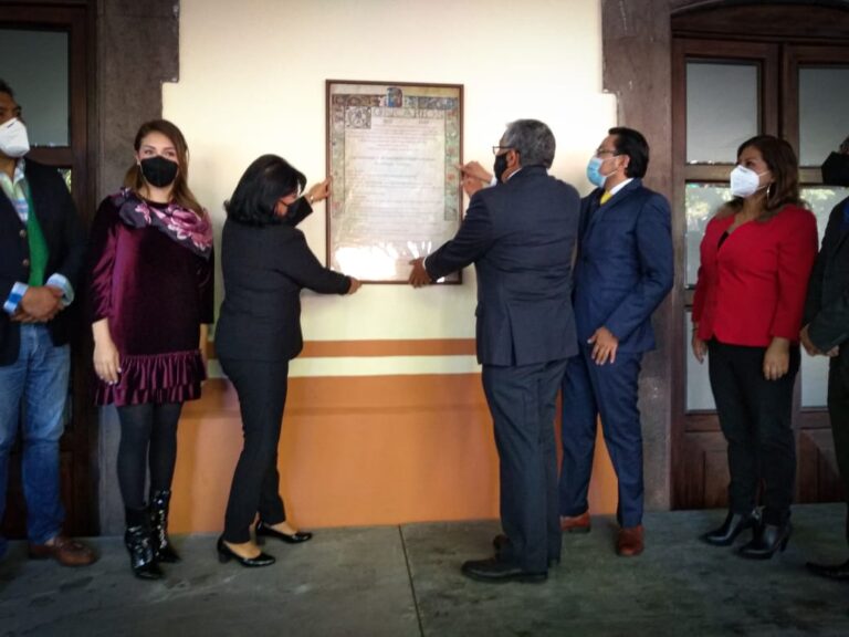 Coloca Cabildo de Tlaxcala Bando Solemne por 495 Aniversario de la Ciudad