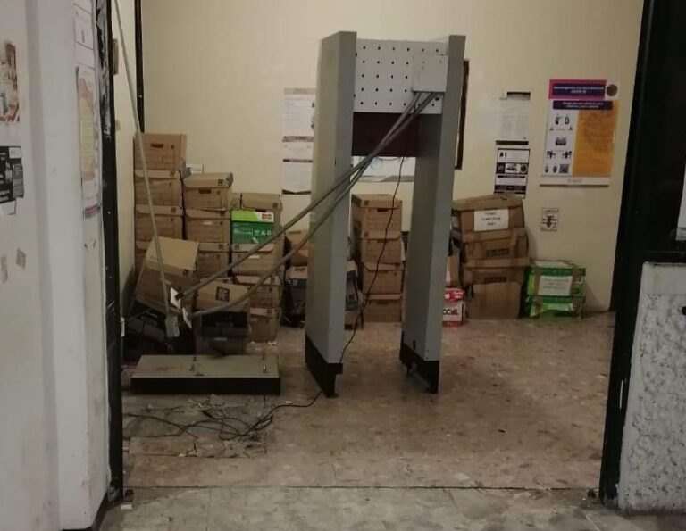 Roban Cajero a Punta de Pistola, en Chiautempan