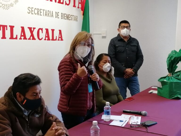 Entregará Bienestar Tarjetas de Crédito a Taxistas y Músicos Tlaxcaltecas