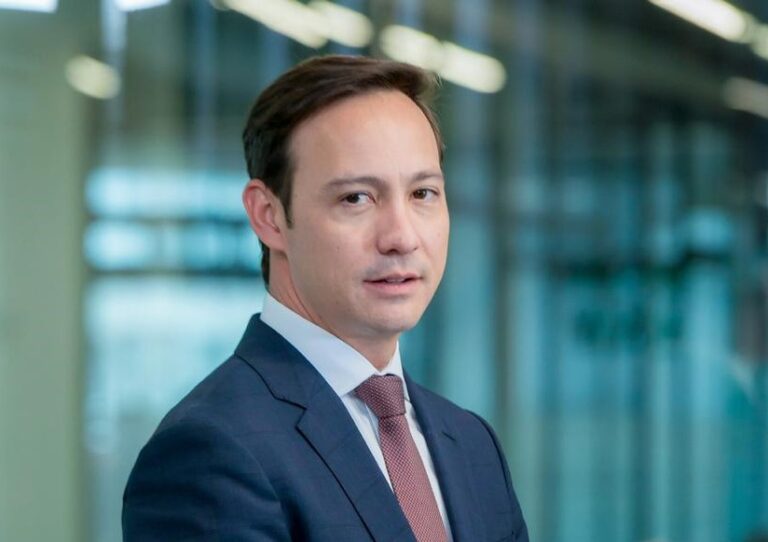 33% de trabajadores que viven al día recurren a préstamos para gastos diarios: SalaryFits