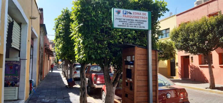 Alertan Sobre Falsos Cobradores de Parquímetros en la Capital