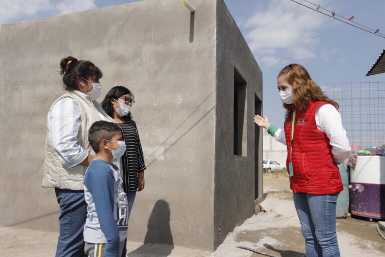 Entrega ‘Supérate’ Cuarto Adicional a Familia de Calpulalpan