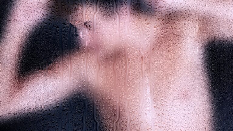 Un profesor de Yale no se ducha desde 2015