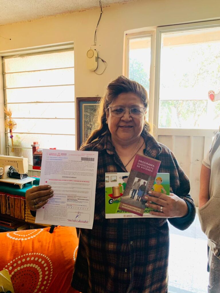 Entregan Acciones del Programa Emergente de Vivienda