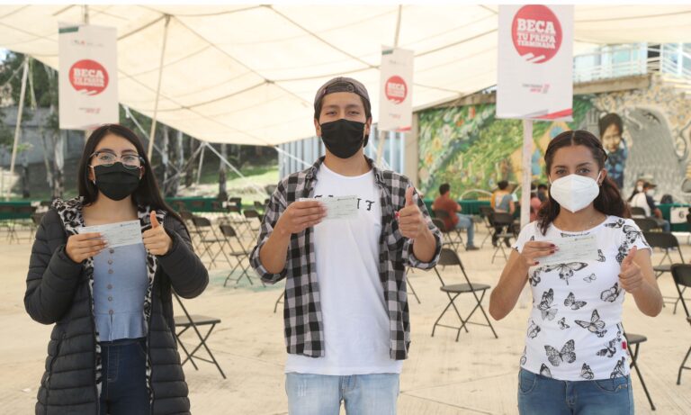 Más de 19 mil Estudiantes han Recibido Apoyo del Sistema Estatal de Becas