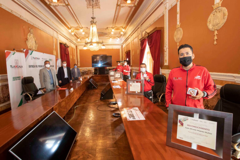 Marco Mena Entrega Premio Estatal del Deporte 2020