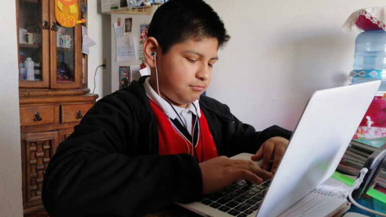 Maestros Tlaxcaltecas Adaptan Estrategias Para Lograr los Aprendizajes: RLM