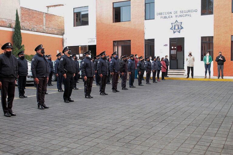 Exhorta Mildred Vergara a Policías Conducirse con Honestidad