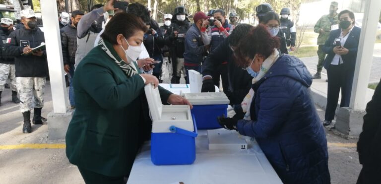 Llega 2da Dosis de Vacunas Pfizer Para Personal Médico