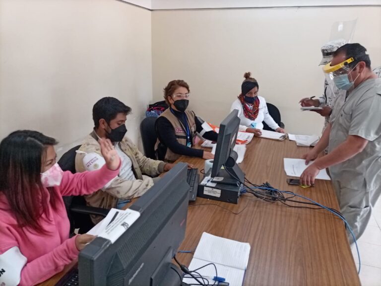 Aplican 1,397 Dosis Pfizer a Personal Médico del IMSS, ISSSTE y SESA