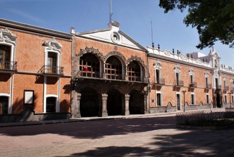 Ejecutivo del Estado Acepta Renuncias de Funcionarios Estatales