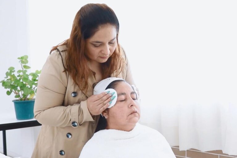 Oferta Icatlax Cursos Sobre Estilismo, Maquillaje y Cuidados Faciales