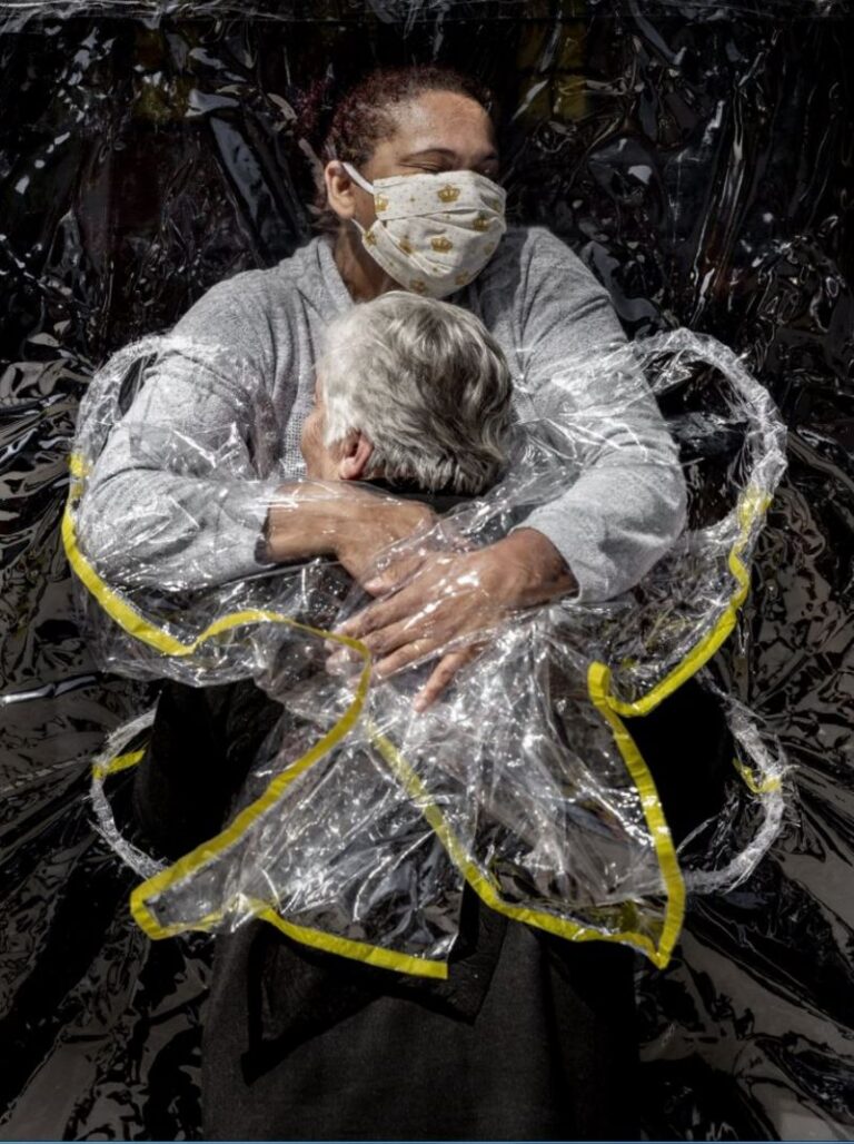 World Press Photo 2021: «El Primer Abrazo»
