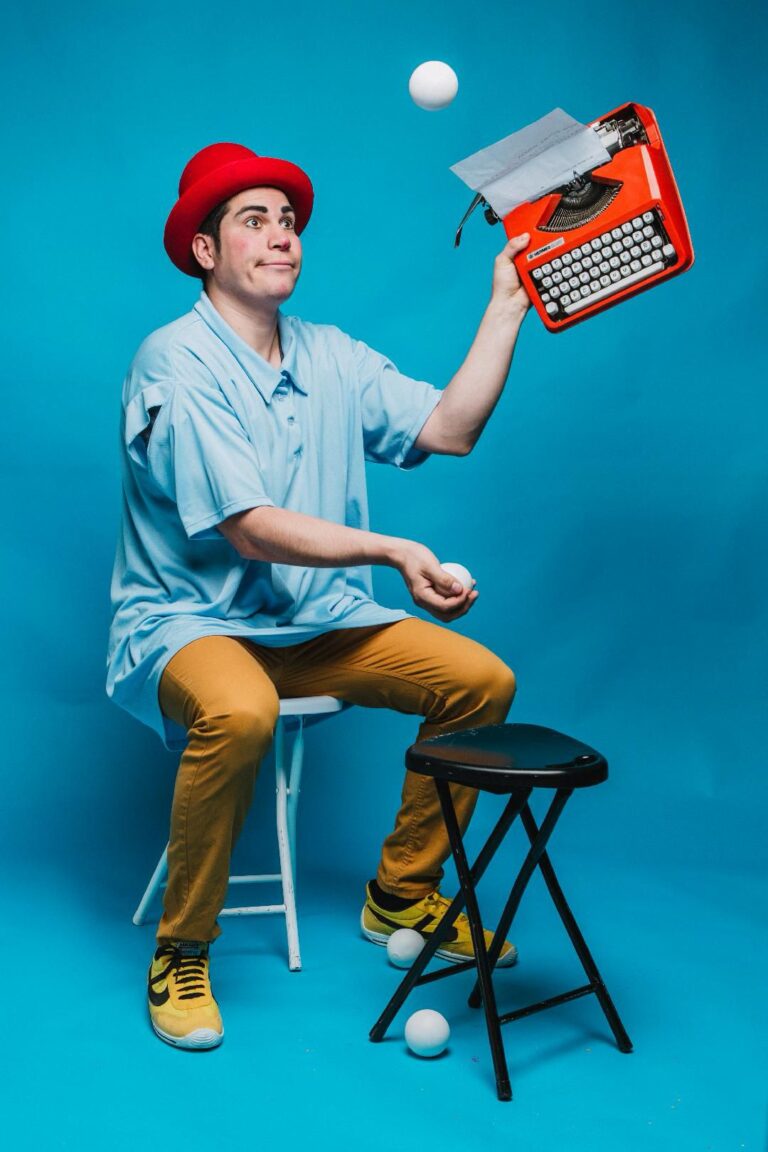 La Compañía TiaTro Mezcla Distintas Disciplinas Para Impactar a sus Audiencias