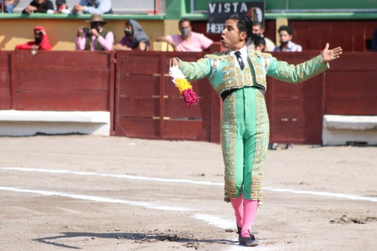 Músicos de Huamantla Componen Pasodoble al Rifao