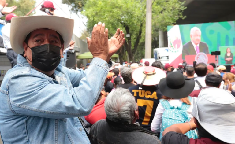 El Call Center /Tere Vale (El Economista)