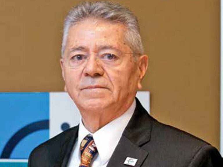 Llega la Vacuna Para Médicos de Farmacias de México a Varios Estados