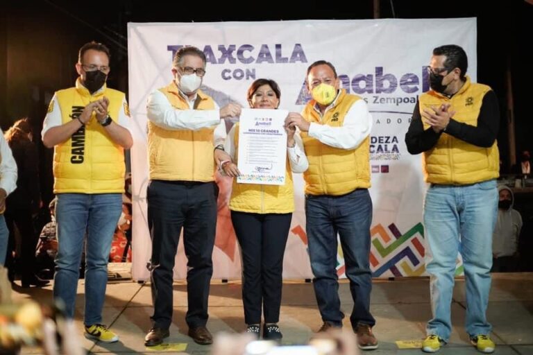 Dirigentes del PRD Presentes Durante Campaña de Anabell Ávalos