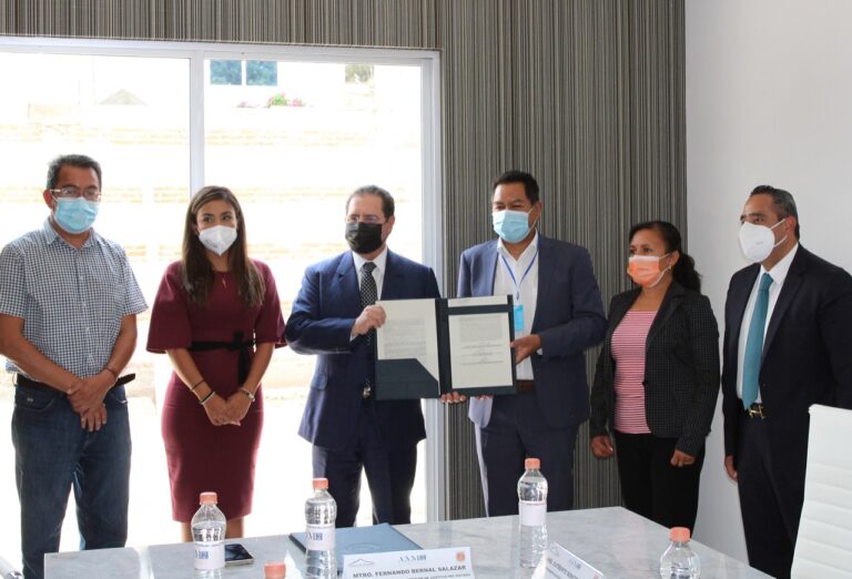 Formalizan TSJE y comuna de San Pablo del Monte donación de predio