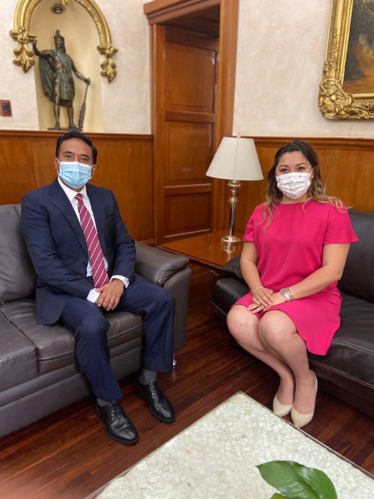 Reunión Entre Jorge Corichi y Mildred Vergara