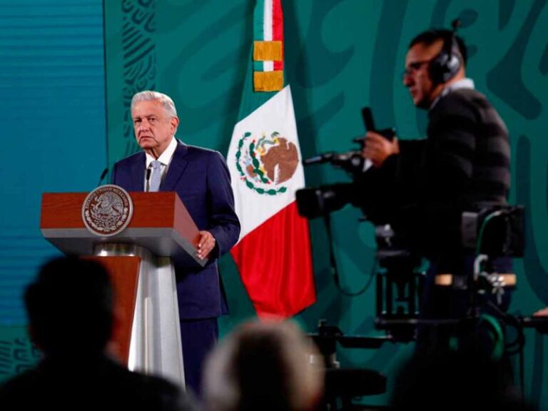 AMLO Llama a Padres y Escuelas Para Iniciar Preparativos del Regreso a Clases