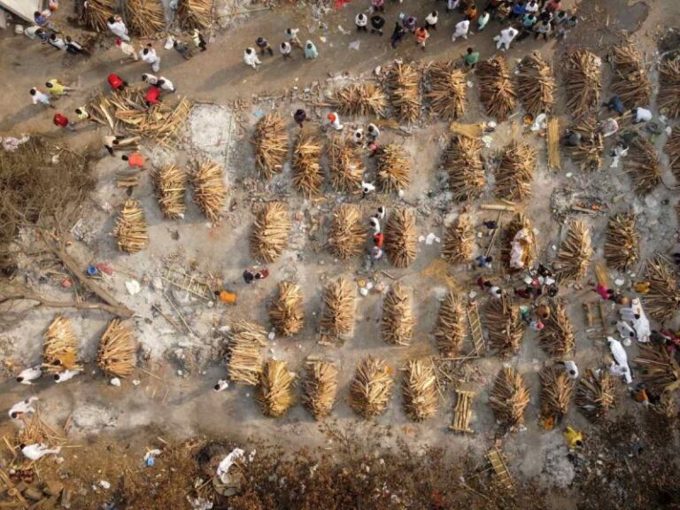 Calculan más de 4 Millones de Muertos por Covid-19 en la India