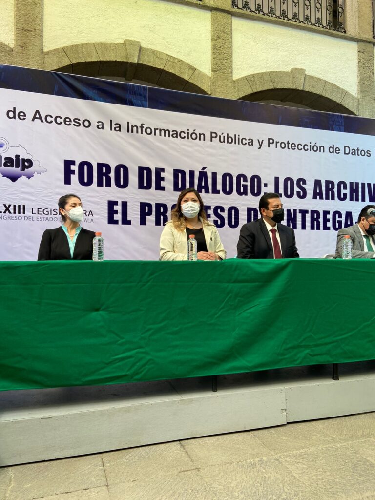 Asiste Alcaldesa a Foro «Los Archivos Durante el Proceso de Entrega Recepción»