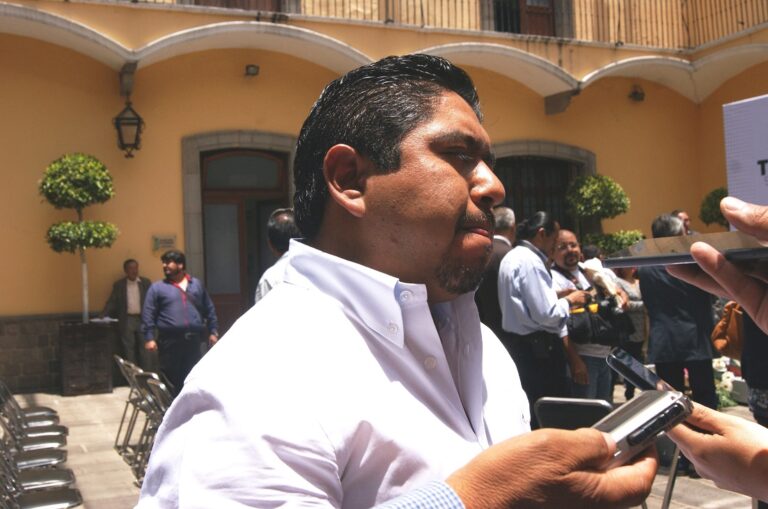 Eymard Grande en Capilla; Imputan Coalición con Contralor y Tesorero