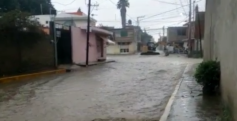 Por Aguacero, Colapsan Últimas Obras de Tomás Orea en Zacatelco