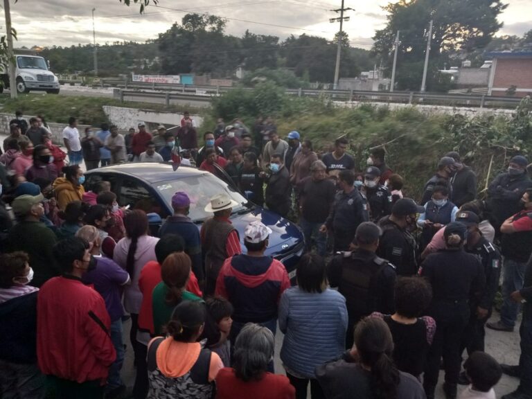 Se Tocaron Campanas en Tizóstoc por un Incidente de Tránsito