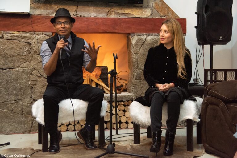 Reaparece Irma Pluma en Video de Javier Sanromán