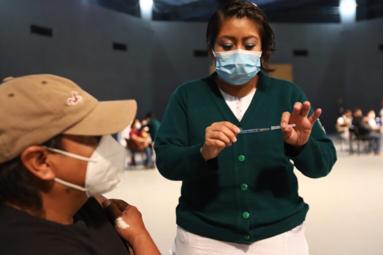 Tlaxcala Ocupa el 1er Lugar del País en Vacunación Contra Influenza