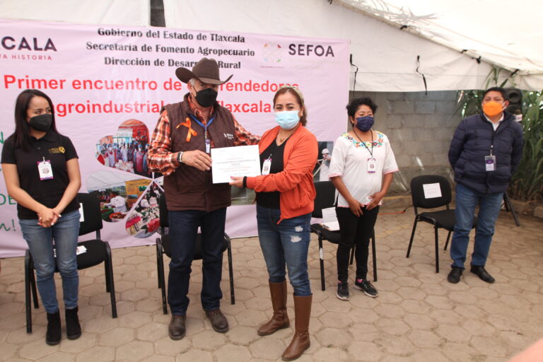 Expusieron los productos con valor agregado, resultado de los servicios de capacitación y asistencia técnica