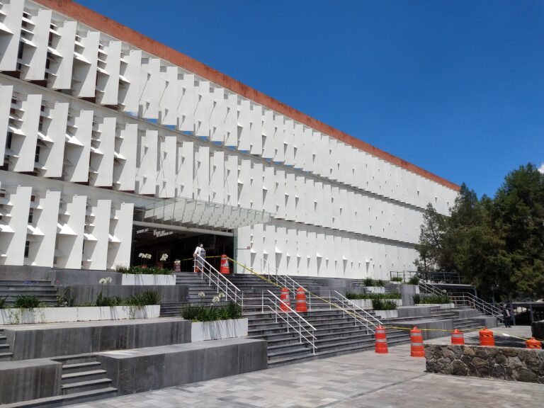 Participa TSJE en la elaboración del libro: «La Justicia Laboral en Iberoamérica: avances y desafíos» 